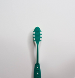 Chogan Extra Clean Toothbrush – Medium Bristles – Green & White