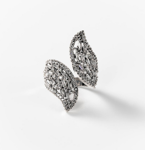 Chogan Sparkling Wings Ring – Rhodium-Plated